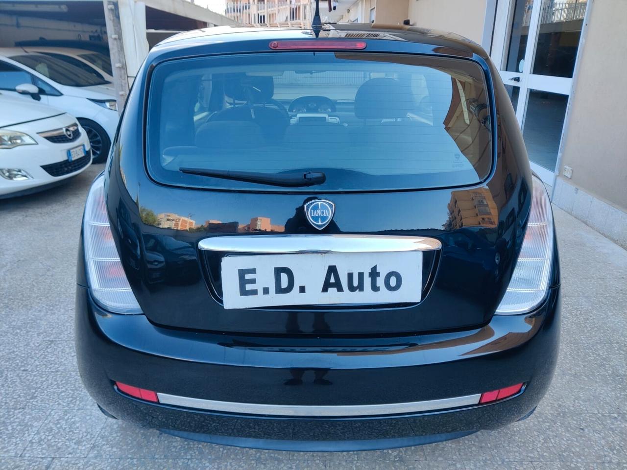 Lancia Ypsilon 1.2 benz/GPL