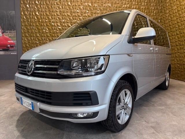 Volkswagen Caravelle 2.0 TDI 204CV DSG 4 Motion Comfortline N1