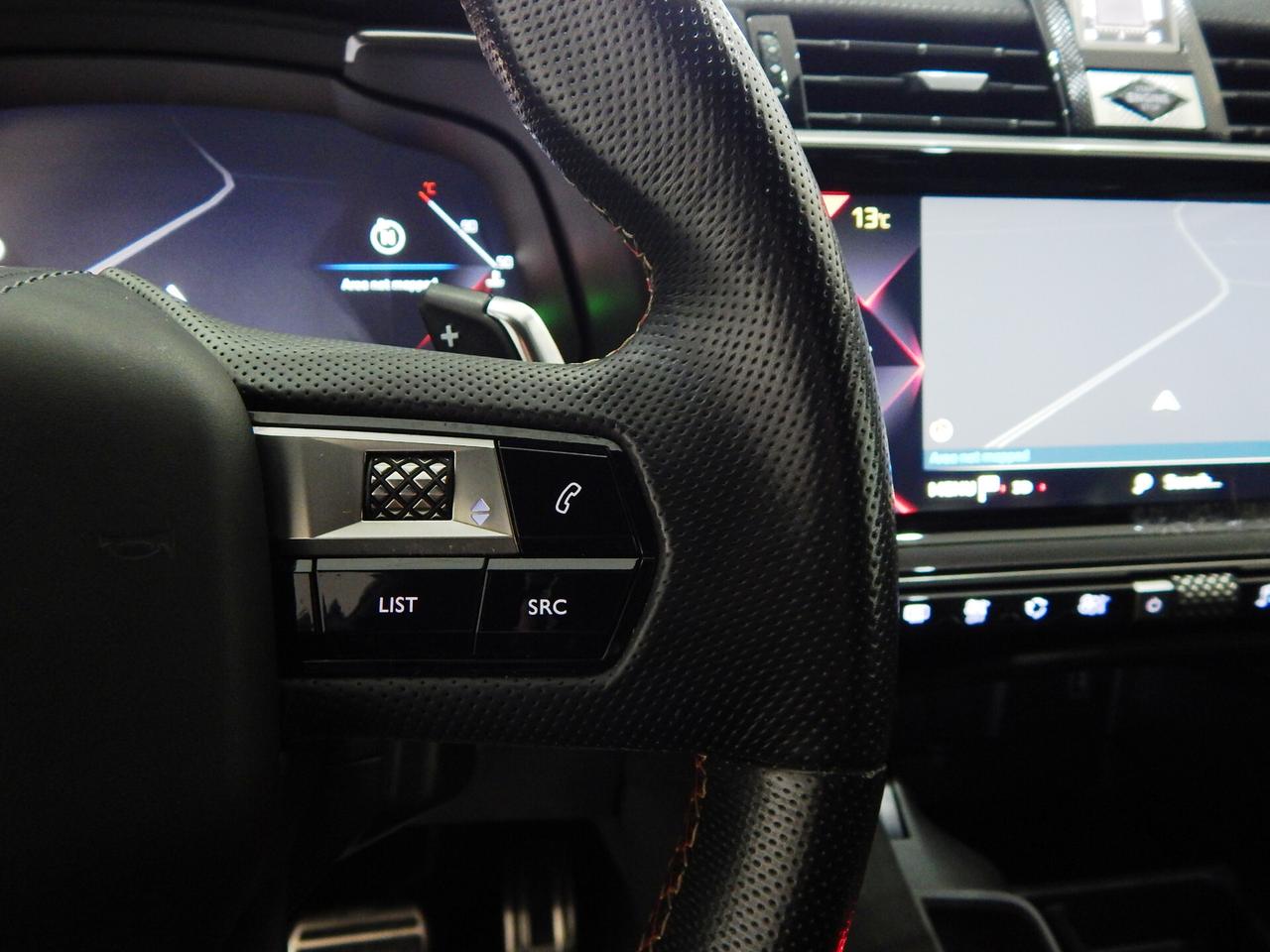 DS Automobiles DS 7 Crossback 1.5 bluehdi Performance Line+ 130cv Aut NAVI-PELLE