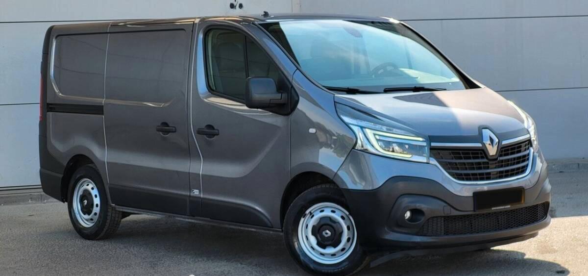 Renault TRAFIC L1H1 CLIMA TELECAMERA 3 POSTI EURO 6 GANCIO TRAINO