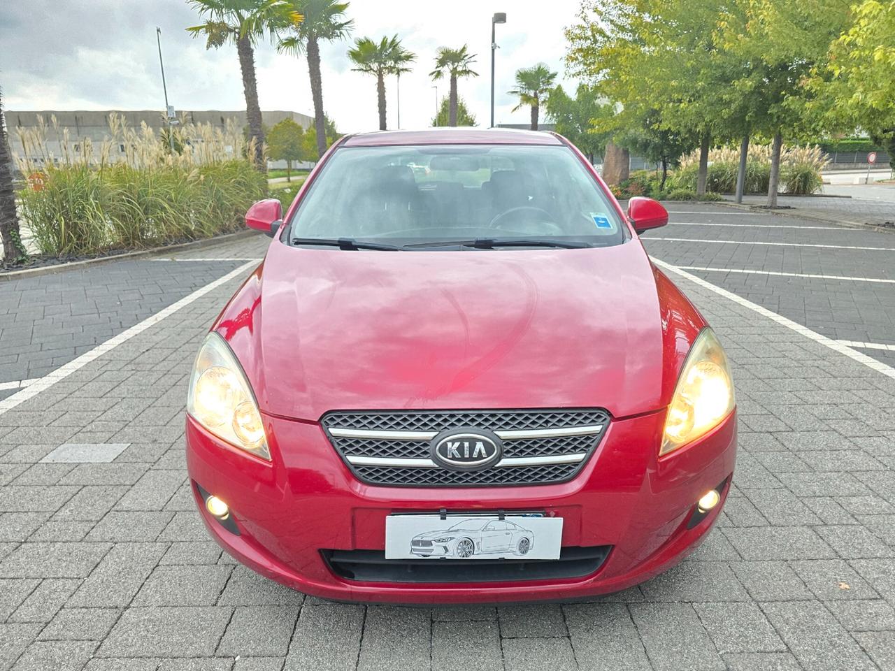 Kia Ceed 1.6 CRDi 115CV 5p ok Neopatentati