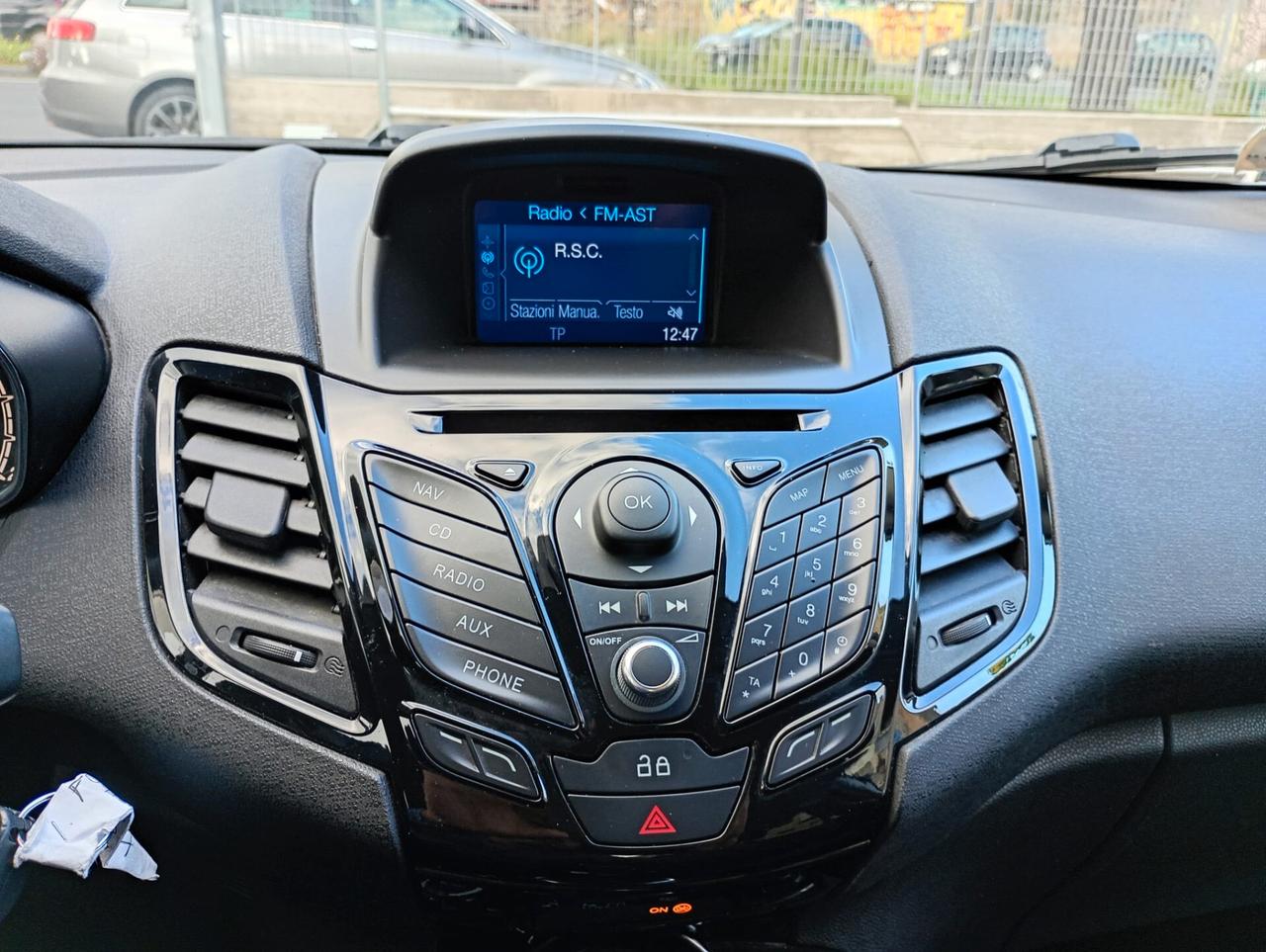 FORD FIESTA 1.5 DIESEL TITANIUM UNICOPROPRIETARIO