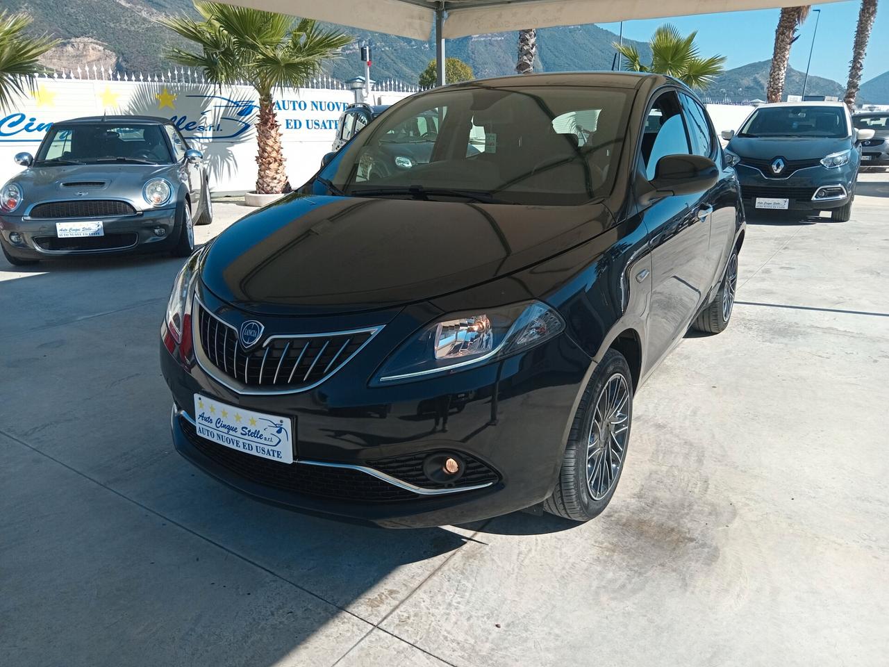 Ypsilon 1.0 Hybrid VETTURA PERFETTA QUALS PROVA