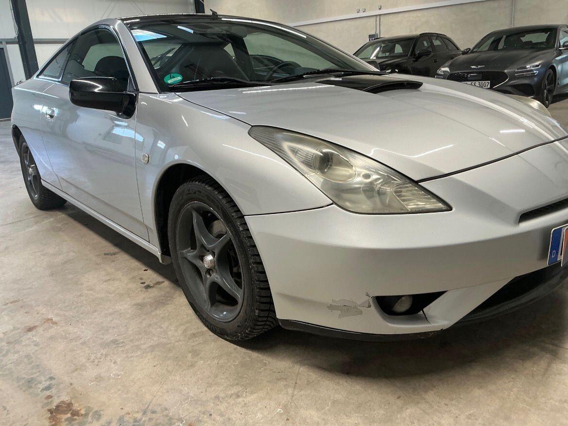 Toyota Celica uniproprietario