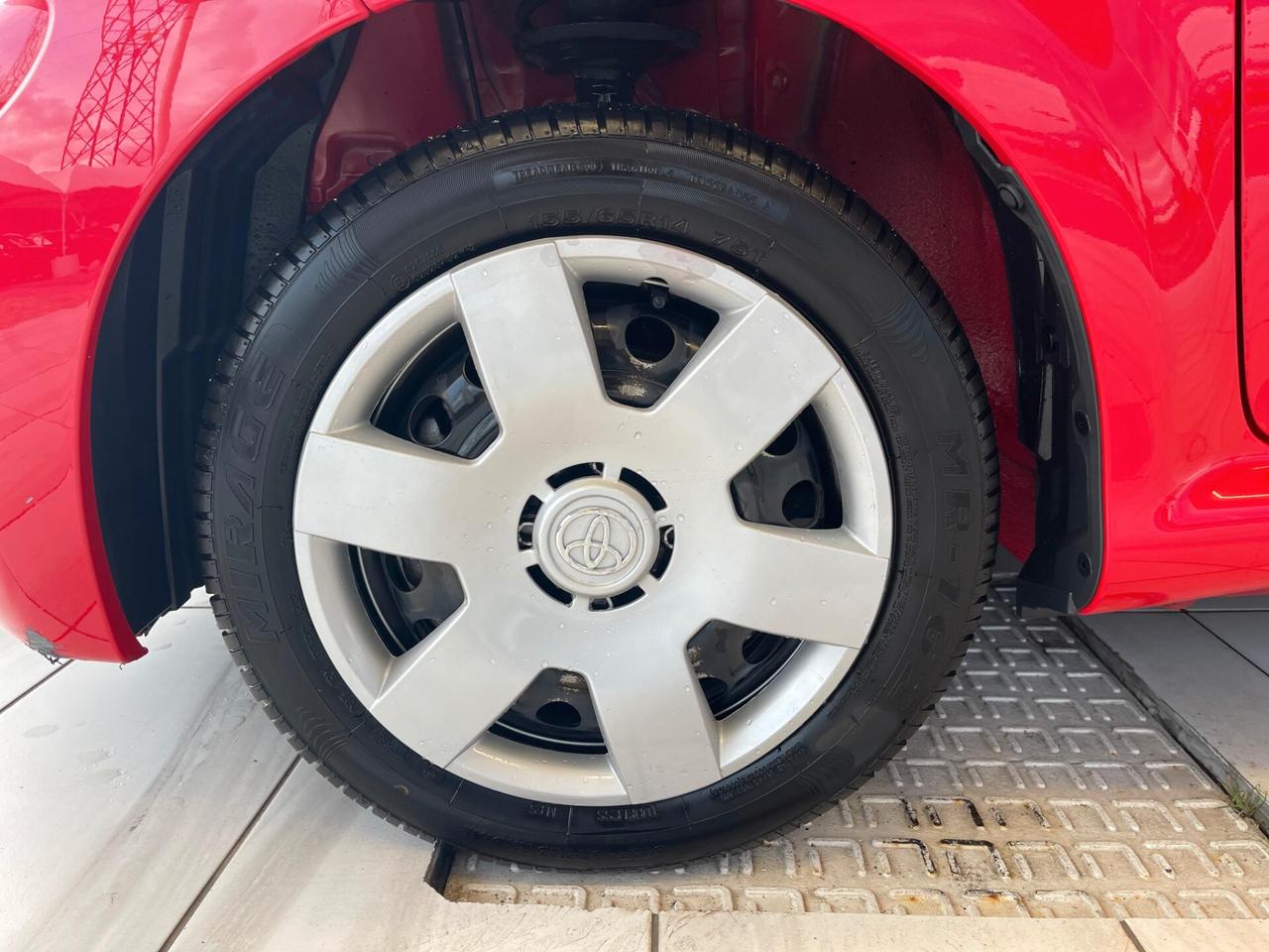 TOYOTA Aygo 1ª serie Aygo 1.0 12V VVT-i 5 port...