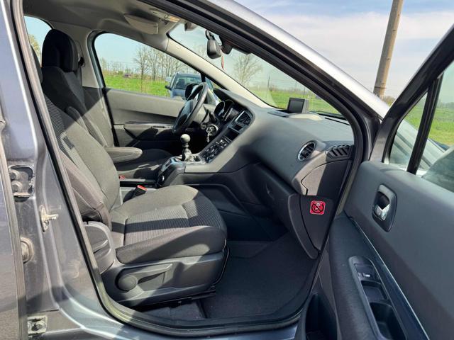 PEUGEOT 5008 1.6 HDi 112CV Business