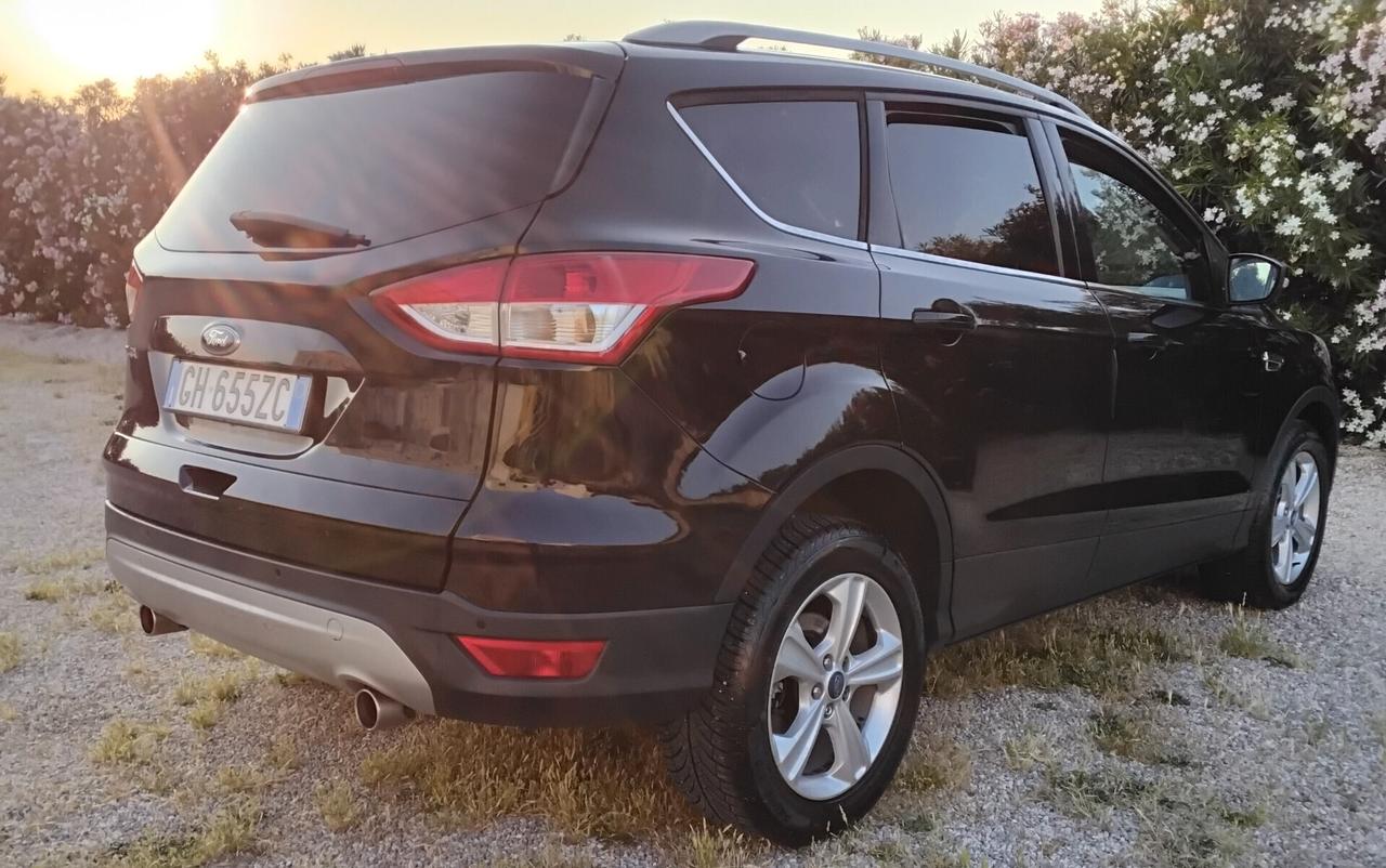 Ford Kuga 2.0 TDCI 120 CV 2WD Titanium