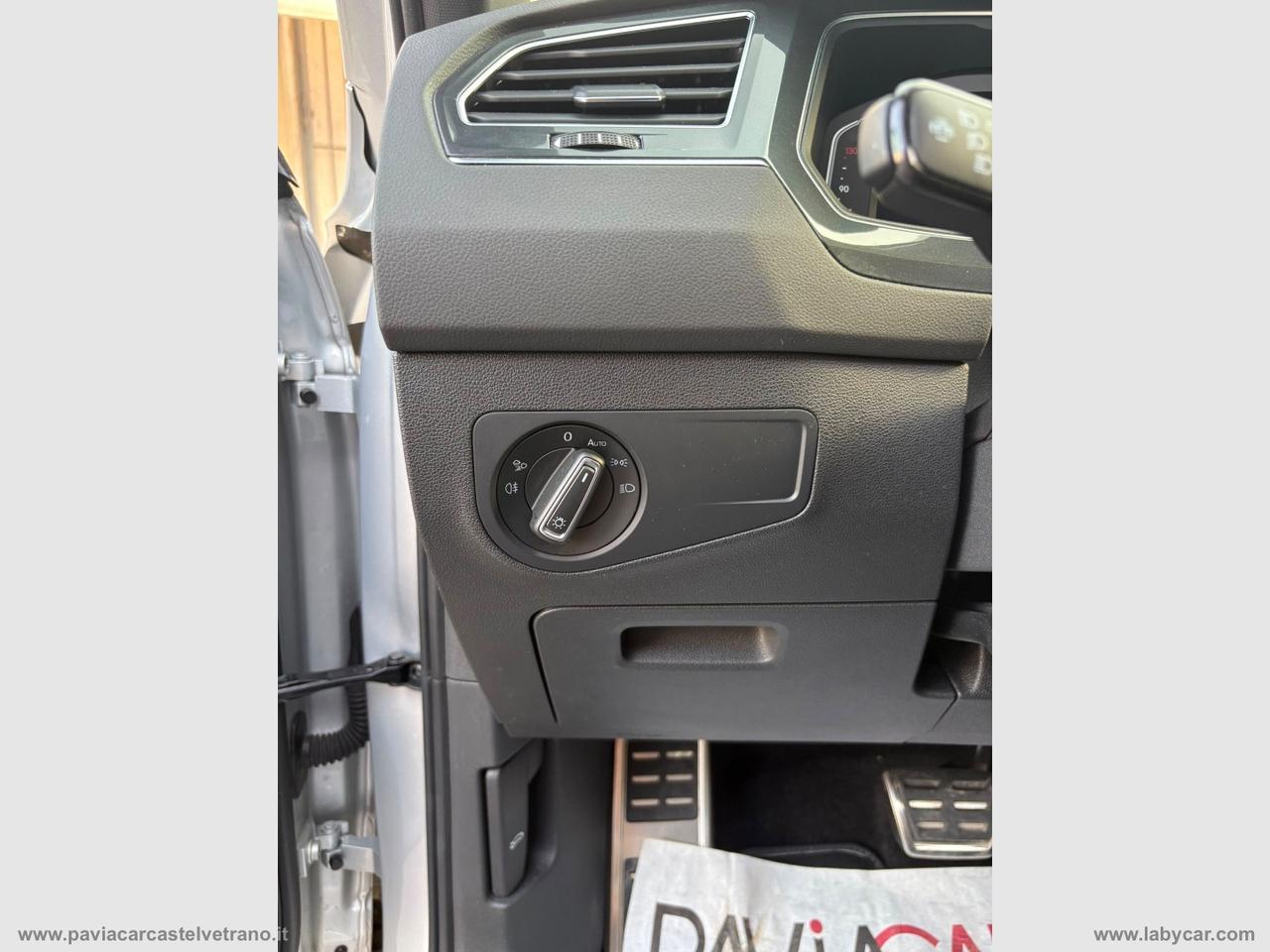 VOLKSWAGEN Tiguan 2.0 TDI 150CV SCR DSG R-Line