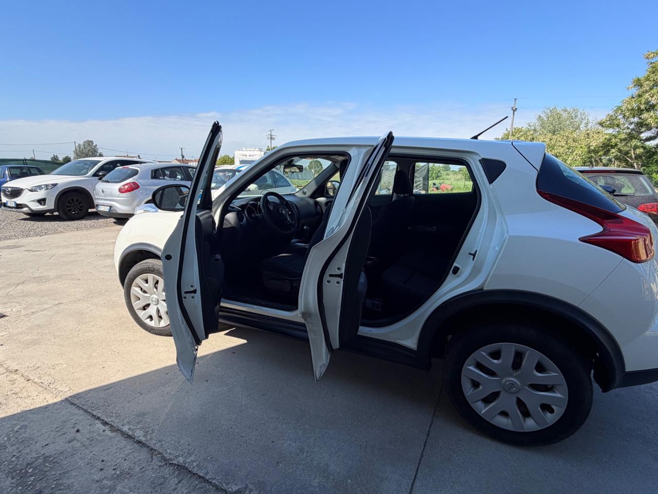 Nissan Juke 1.6 Acenta – Tenuta con cura e Pronta all'uso!