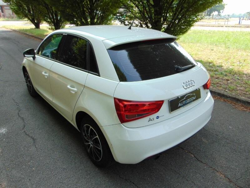 AUDI A1/S1 A1 SPB 1.6 TDI S tronic Attraction
