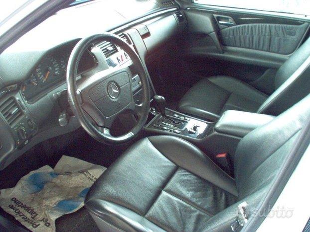 Mercedes-benz E 320 Serie 4Matic