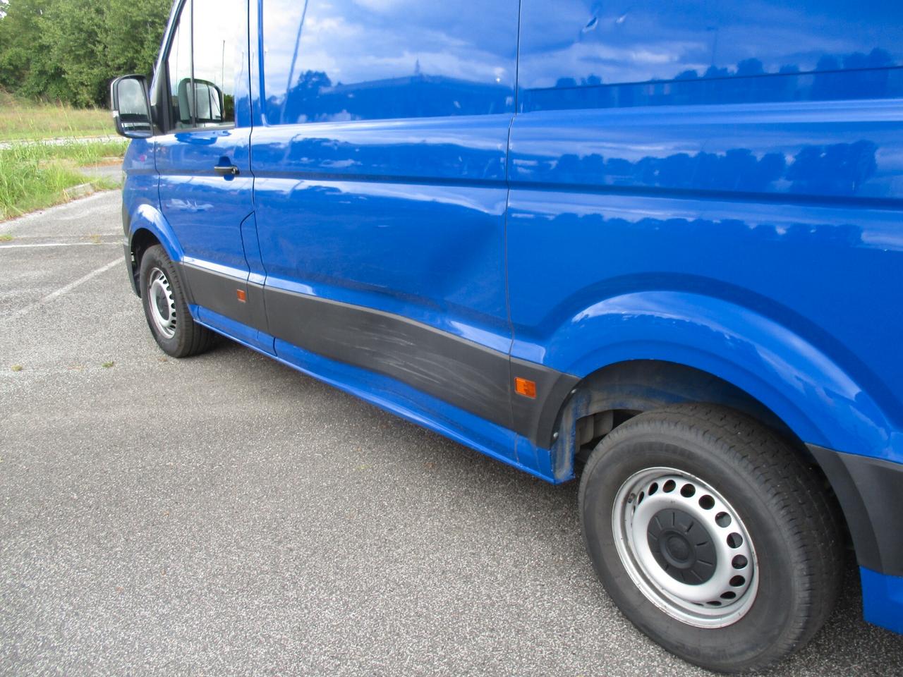 Volkswagen CRAFTER 20 TDI 140 CV PASSO MEDIO TETTO ALTO