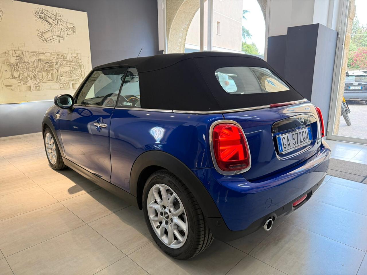Mini 1.5 Cooper Hype Cabrio automatica