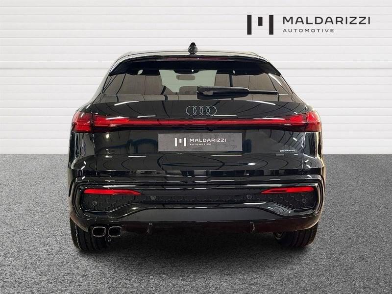 Audi Q5 II 2025 Sportback Sportback 2.0 tdi mhev+ S line edition quattro 204cv s-tr