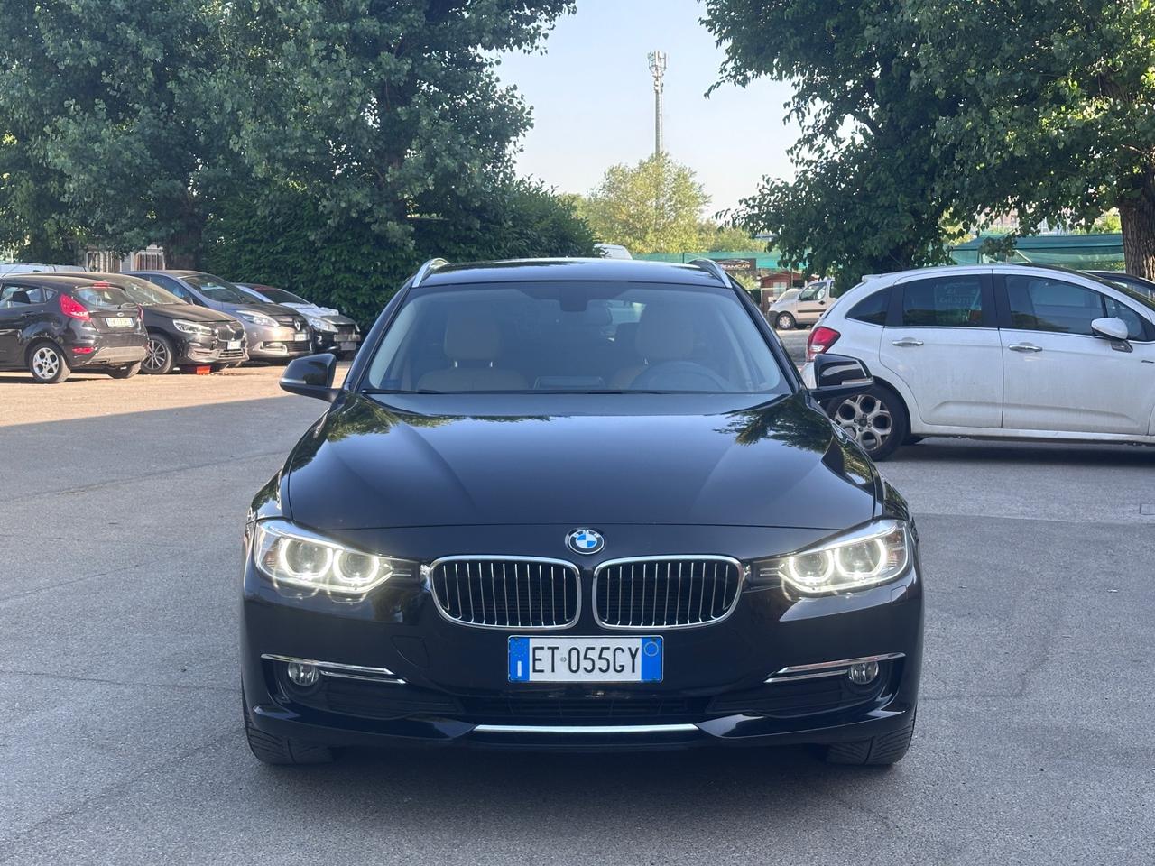 Bmw 320 320d xDrive Touring Luxury