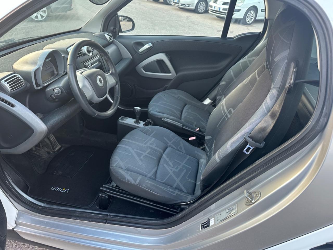 Smart ForTwo 1000 52 kW MHD coupé passion