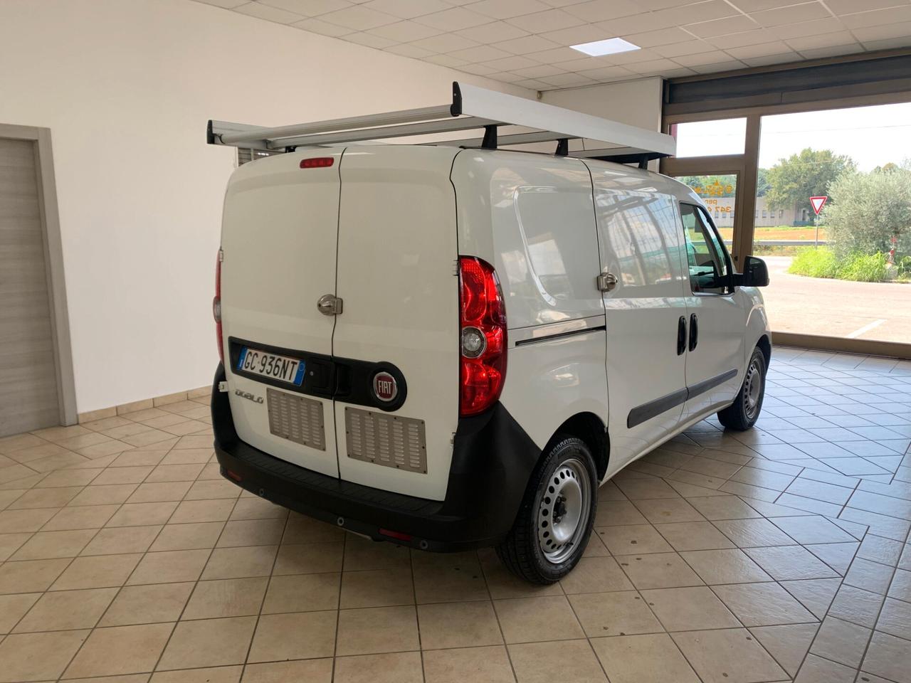 Fiat Doblò 1.4 T-Jet Natural Power *ATTREZZATO+220V*