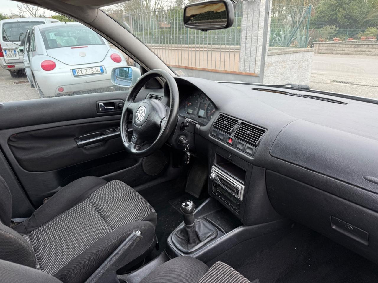 Volkswagen Golf 1.9 TDI 5 porte Highline