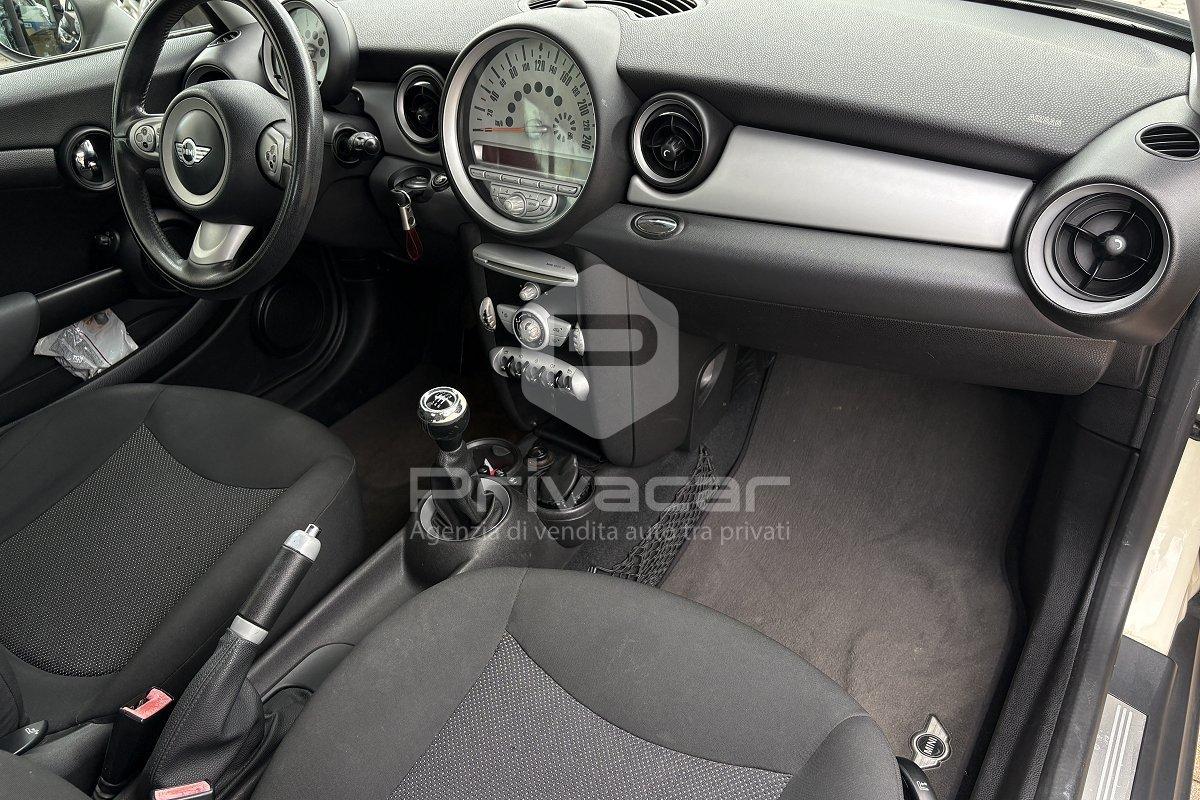 MINI Mini 1.6 16V Cooper D