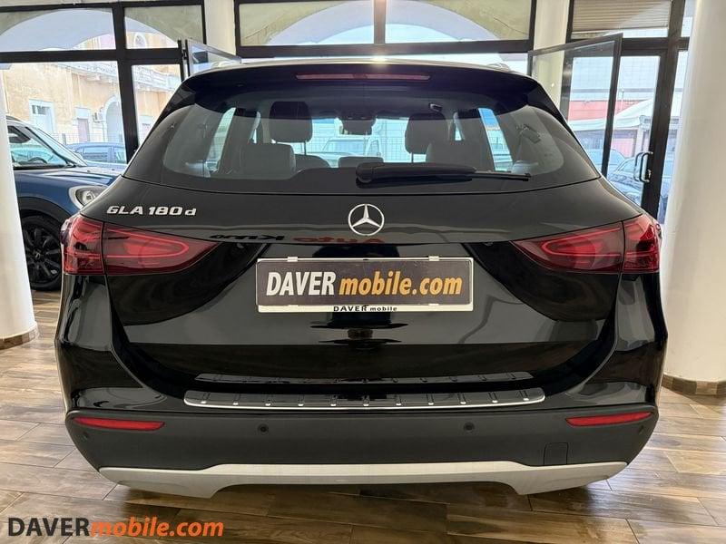 Mercedes-Benz GLA GLA 180 d Advanced auto
