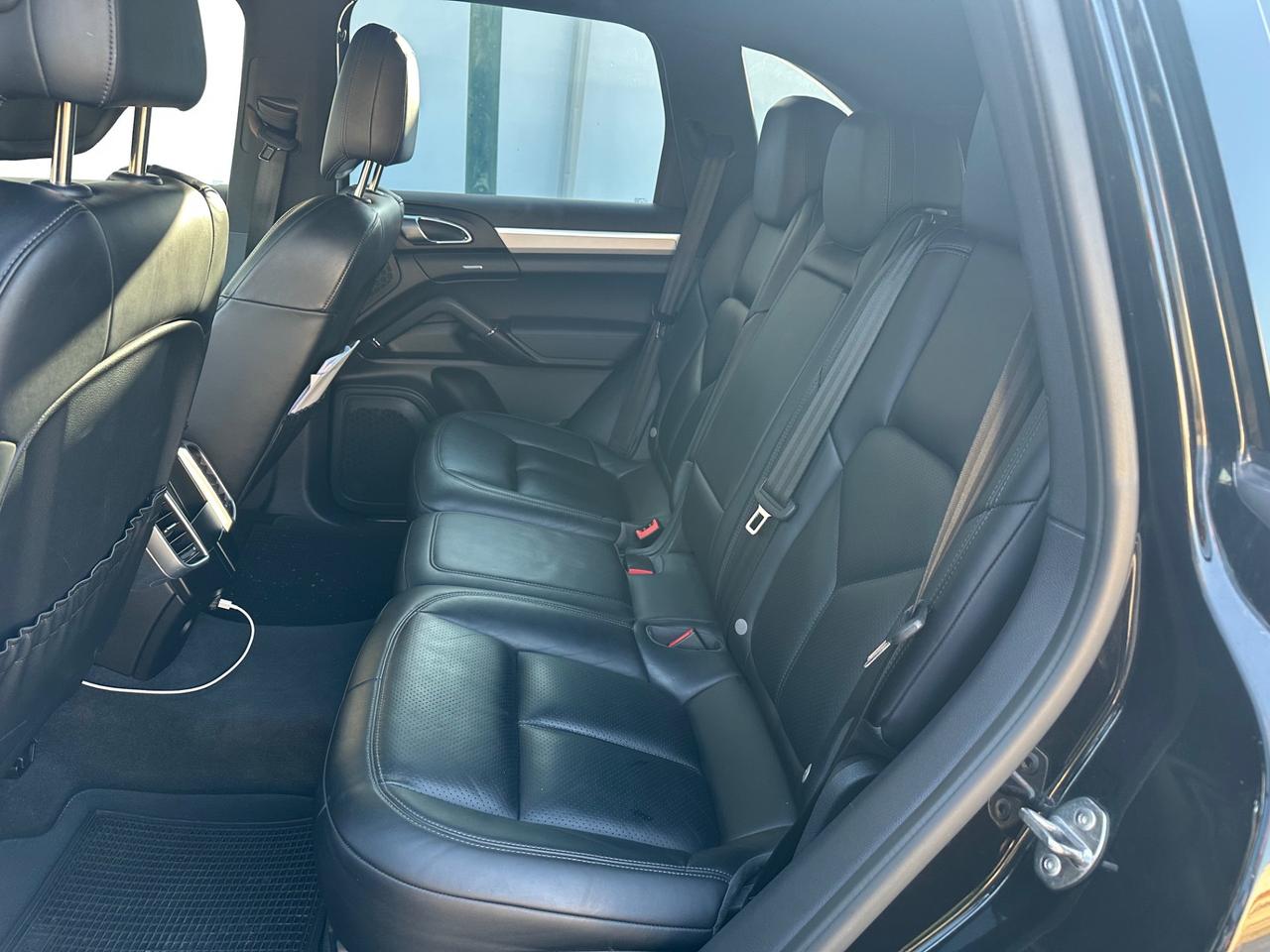 Porsche Cayenne 3.0 tiptronic