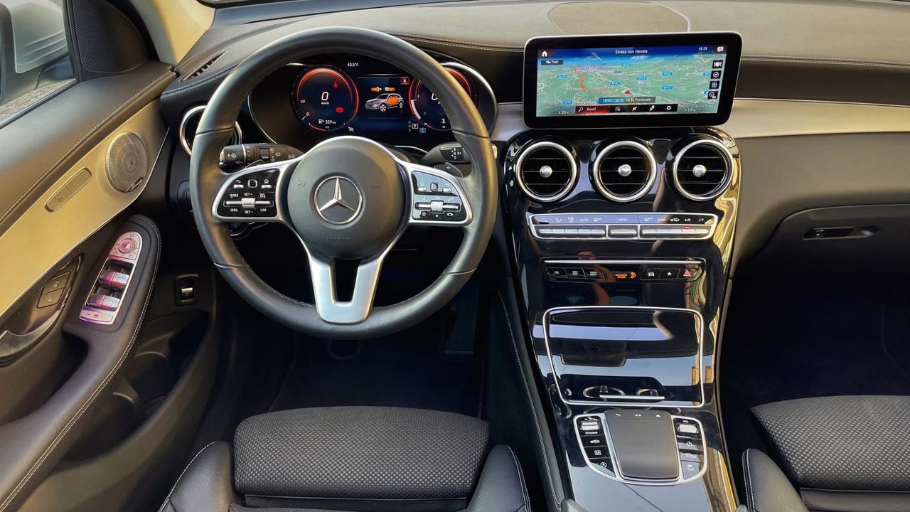 Mercedes GLC 220d 4Matic Premium AMG - 10/2020