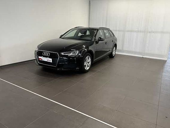 Audi A4 Avant 30 TDI S tronic Business