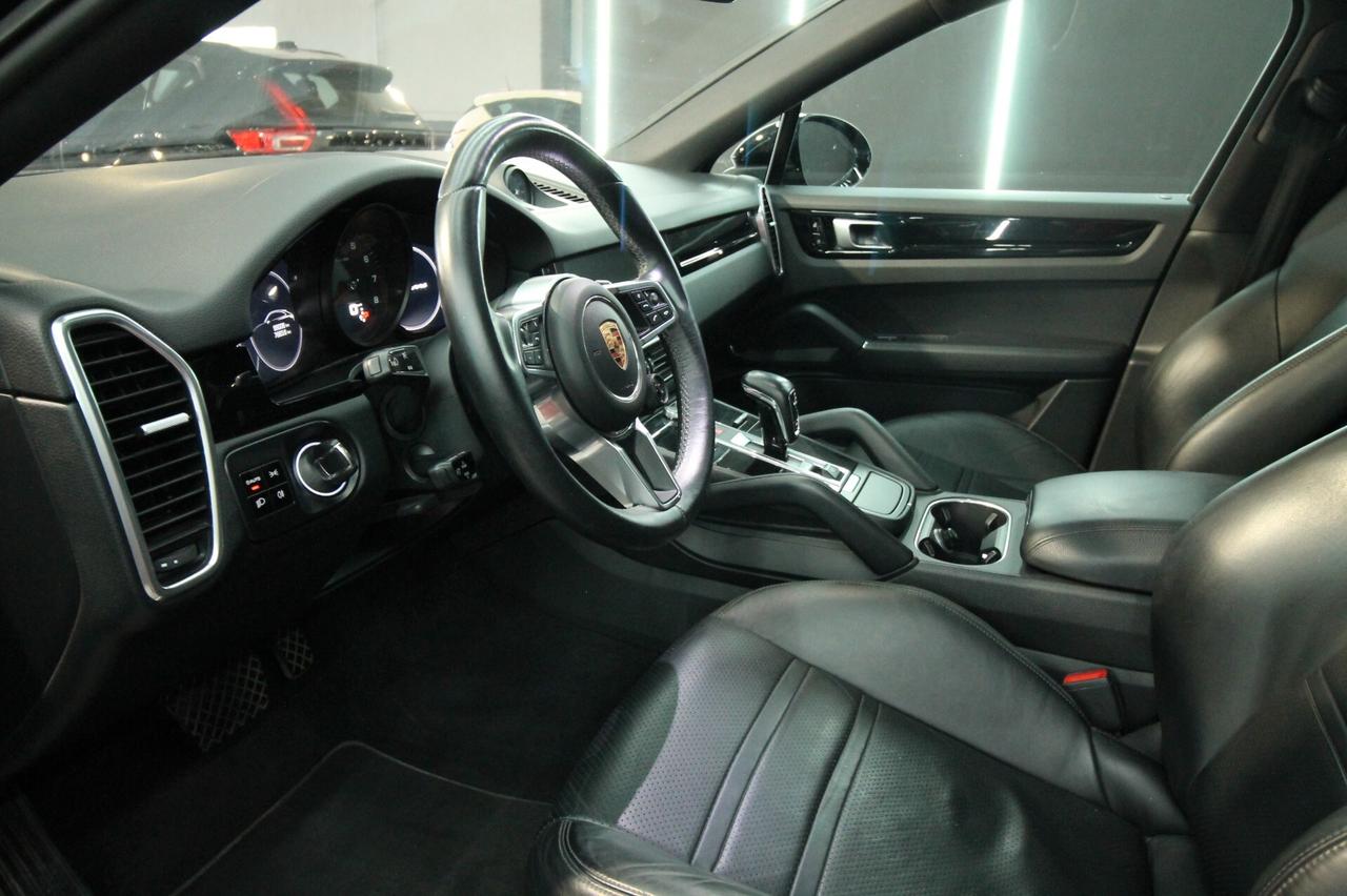 PORSCHE CAYENNE COUPÉ 3.0 V6
