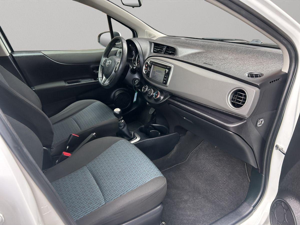 TOYOTA - Yaris - 1.4 D-4D 90CV 5p. Lounge NAVI TELECAMERA