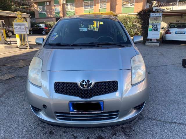 Toyota Yaris Yaris 1.4 d-4d Sol 3p m-mt