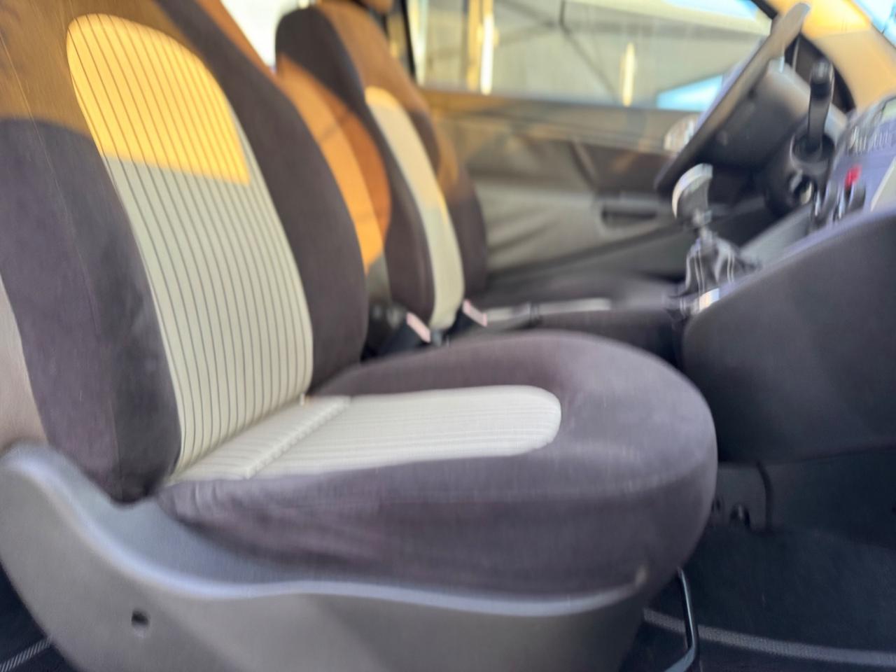 LANCIA YPSILON 1.2 60 CV PLATINO NEO PATENTATI