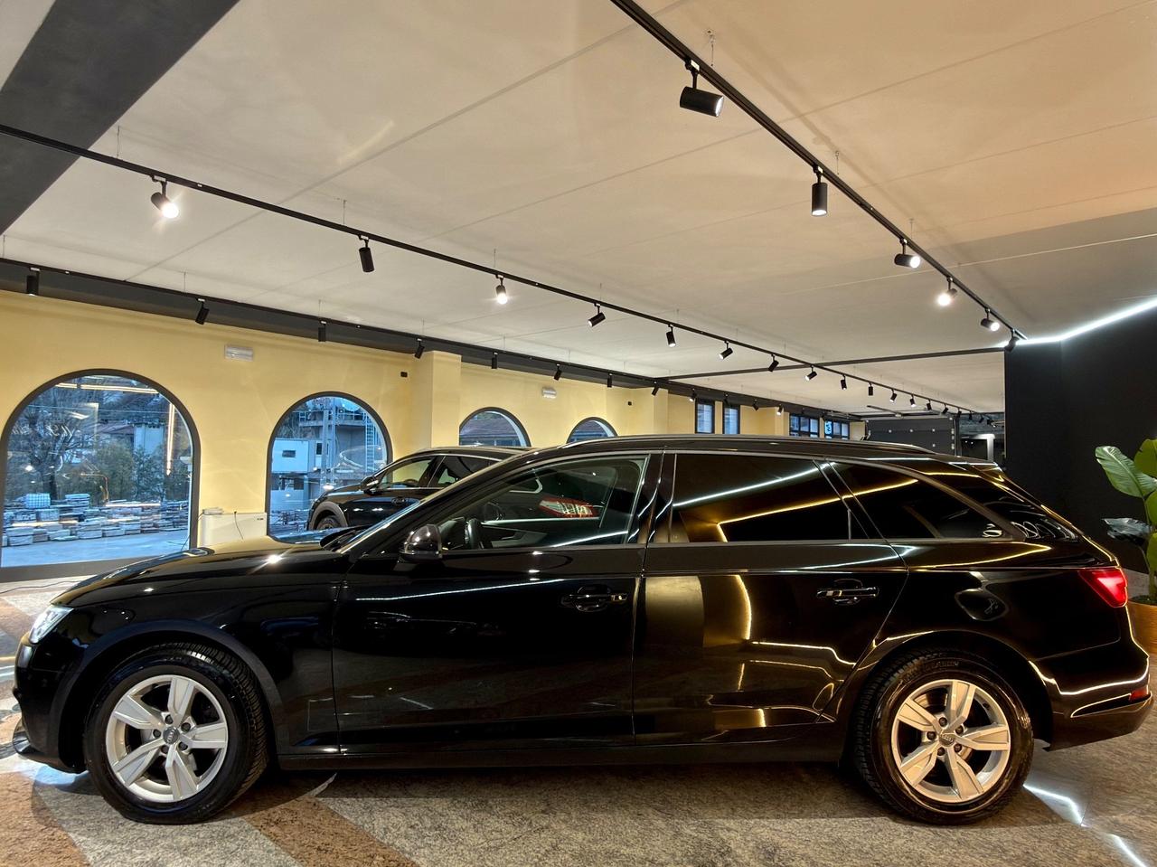 Audi A4 Avant 35 TDI S tronic 2.0 da 150cv