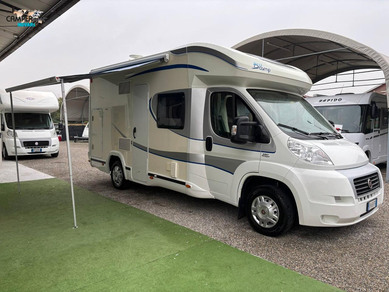 BLUCAMP OCEAN 511 - Semintegrale con letto basculante e letti a castello in coda