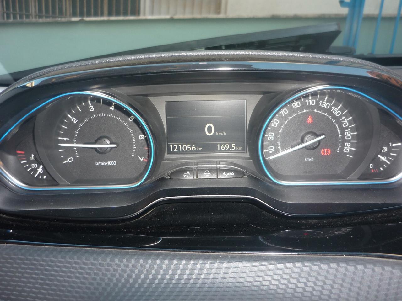 Peugeot 2008 PureTech 82 Allure