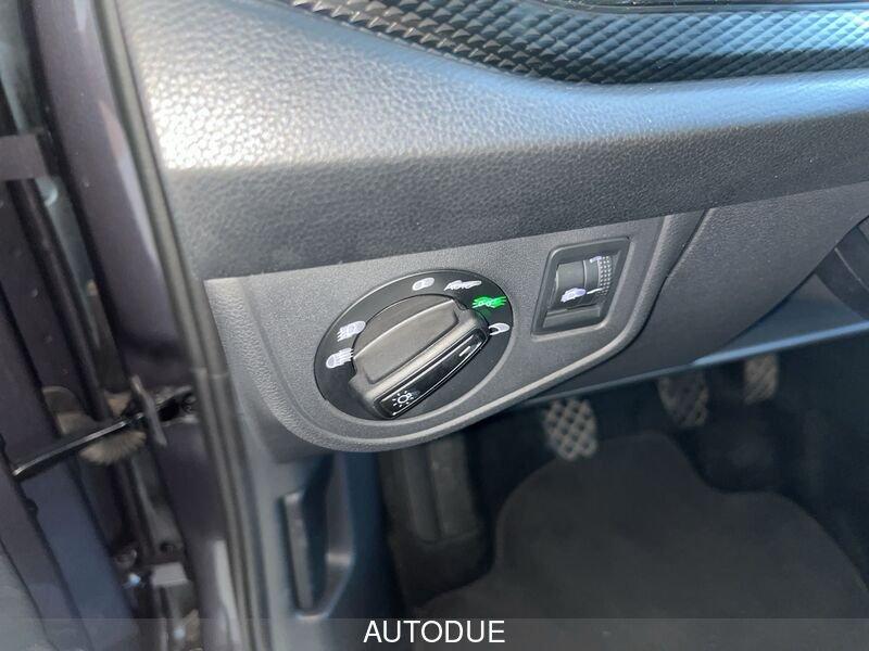 Volkswagen Taigo 1.0 TSI LIFE 110 CV