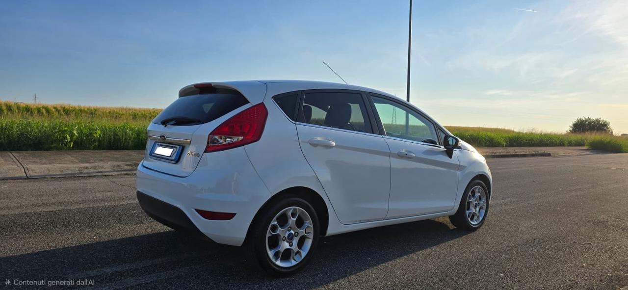 Ford Fiesta 1.4 5 porte Bz.- GPL