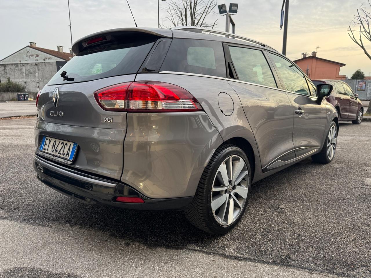 Renault Clio SW 1.5 DIESEL OK NEO