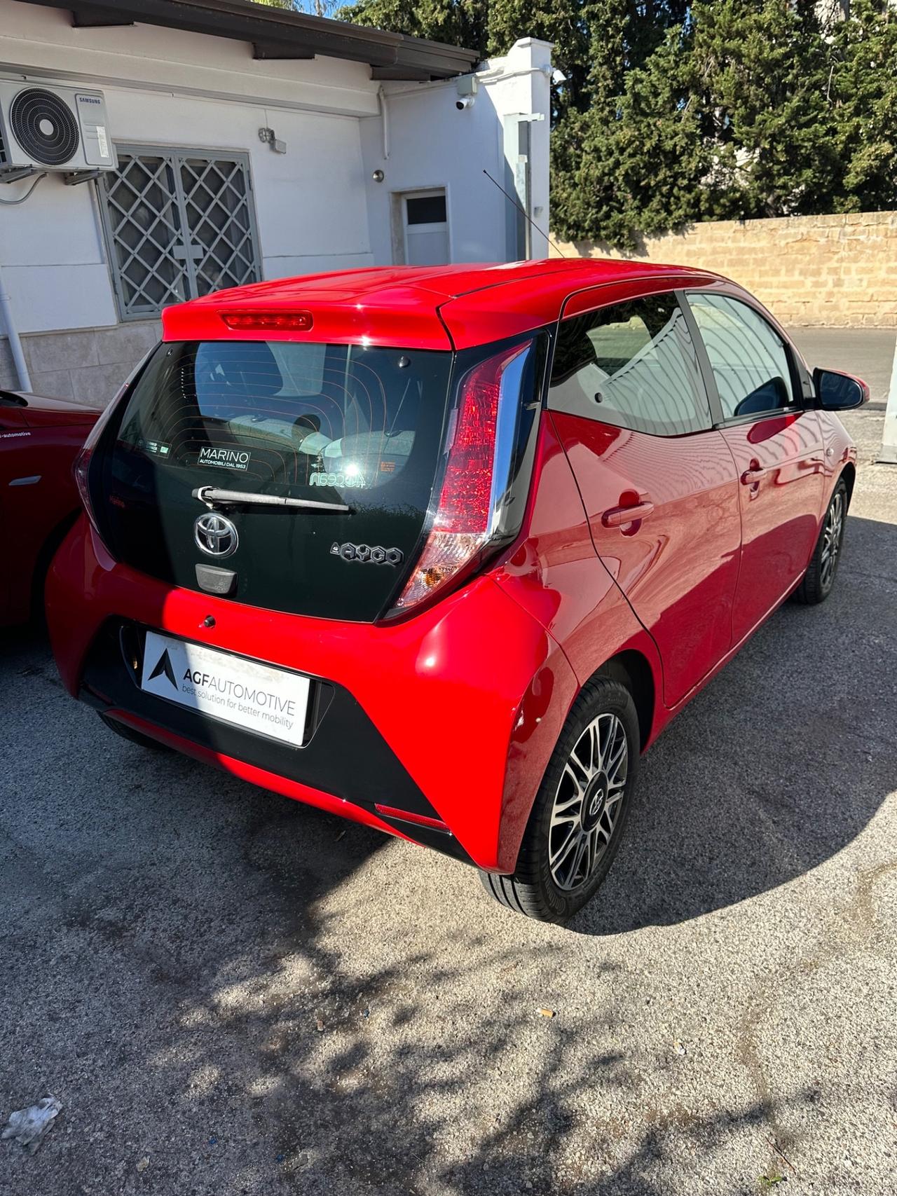 Toyota Aygo 1.0 VVT-i 69 CV 5 porte x-wave MMT