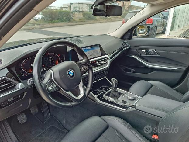 BMW 318 d Luxury i.e