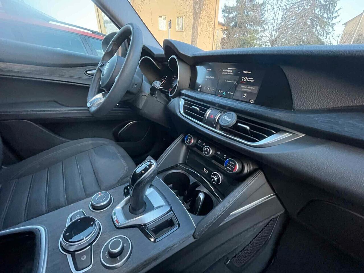 Alfa Romeo Stelvio 2.2 Turbodiesel 160 CV AT8 RWD Business