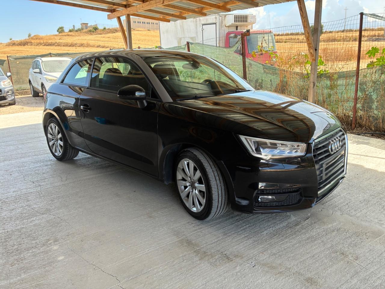 Audi A1 1.4 TDI S tronic Metal plus