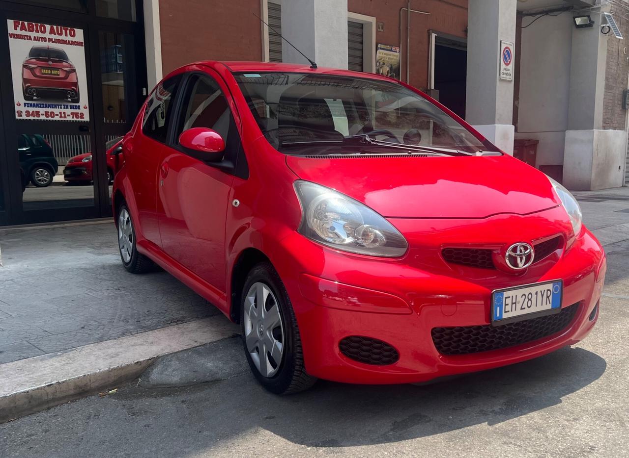 Toyota Aygo 1.0 12V VVT-i 5 porte Now GPL