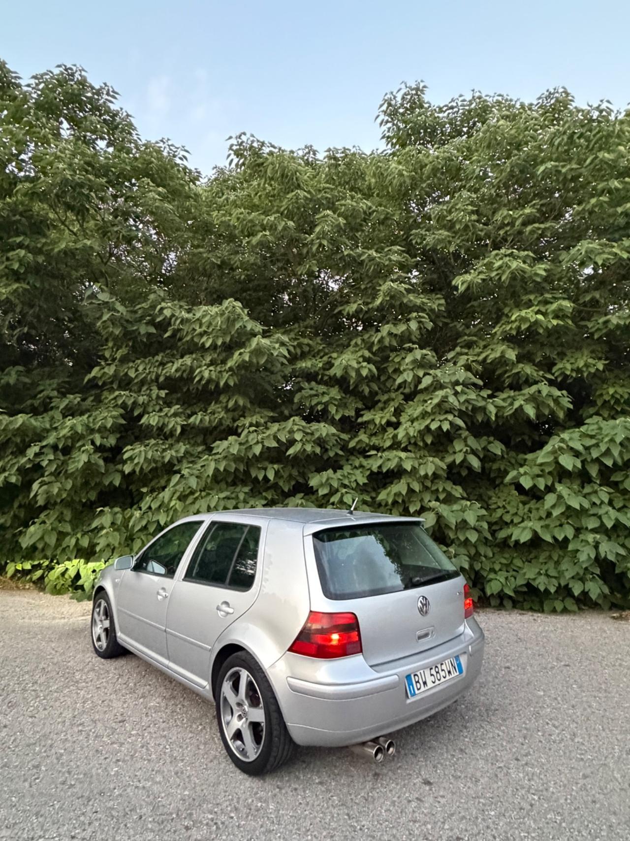 Volkswagen Golf 1.8 turbo 20V cat 5p. GTI