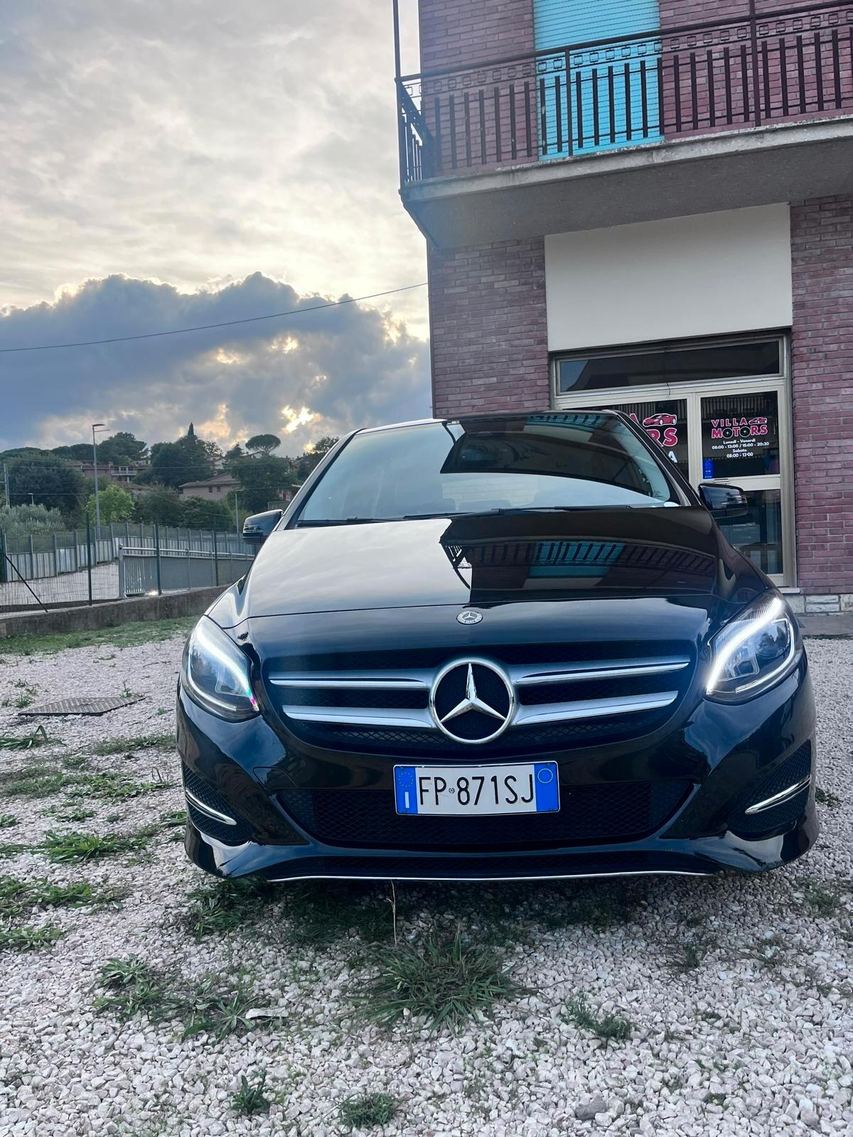 Mercedes-benz B 180 d Premium