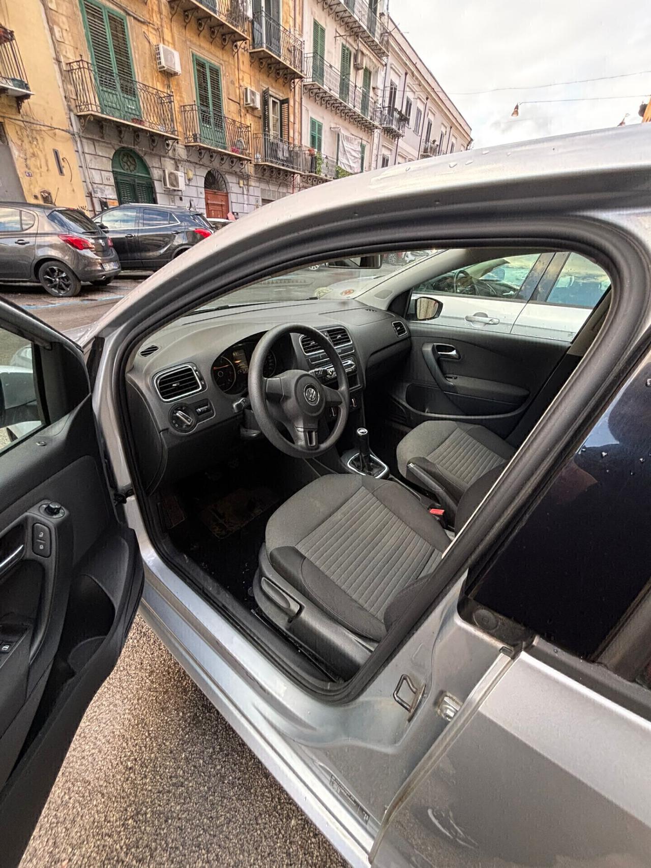 Volkswagen Polo 1.4 5 porte Highline FINANZIABILE NEOPATENTATI