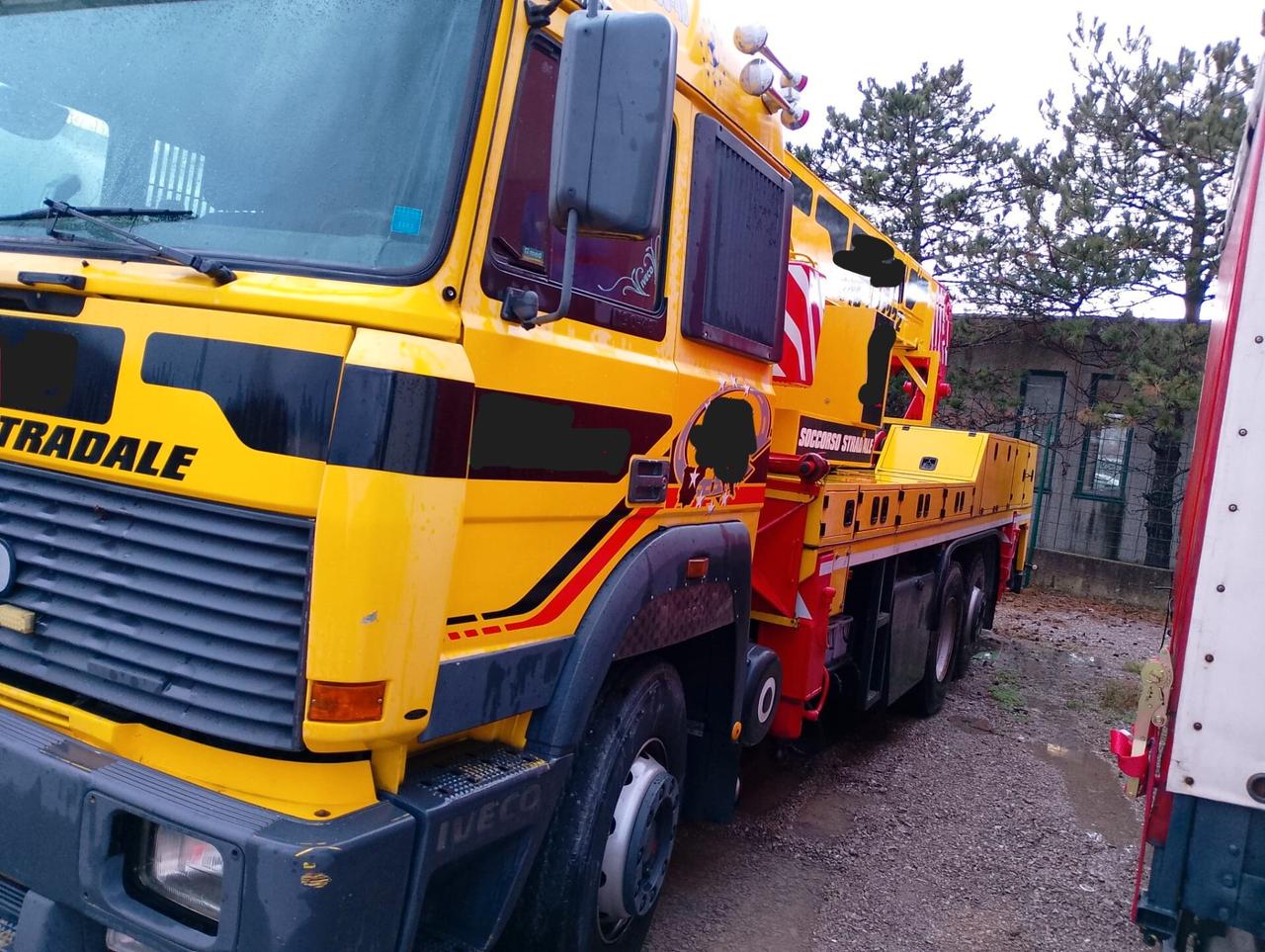 Iveco gru uso speciale soccorso stradale