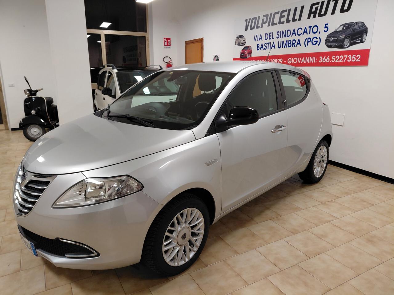 LANCIA YPSILON ANNO 2015 BZ 1.2 ADATTA NEOPATENTATI KM 100 MILA