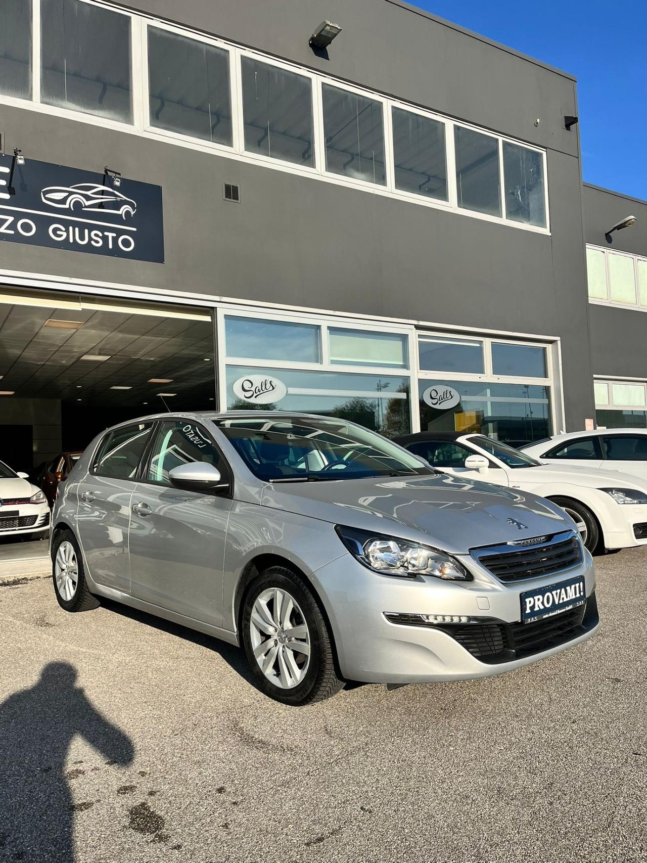 Peugeot 308 Neopatentati