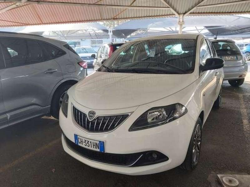 Lancia Ypsilon 1.0 firefly hybrid Gold s