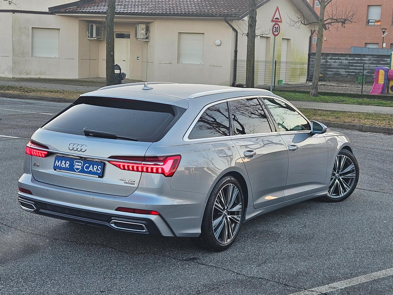 Audi A6 Avant 40 2.0 TDI quattro ultra S tronic S LINE FULL MATRIX